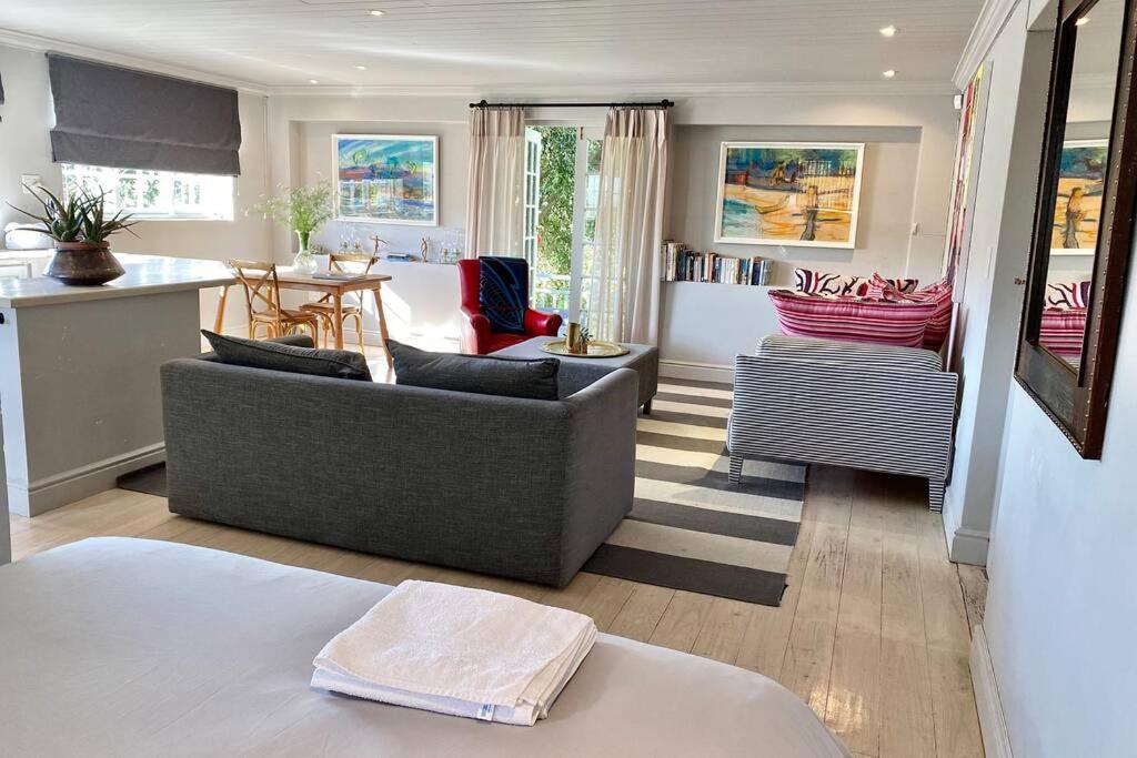 Hensley Cottage - A Garden Cottage. Plettenberg Bay Exteriér fotografie